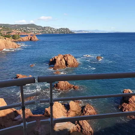 Formidable Studio Avec Vue Mer *